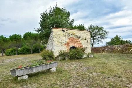 Maison de vacances, Maison de vacances confortable avec piscine à Thédirac - Photo 19
