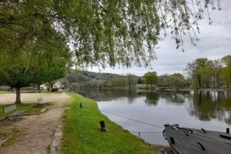 Maison de vacances, Maison de vacances confortable avec piscine à Thédirac - Photo 28