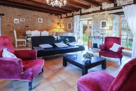 Magnifique maison 17ème siècle, Maison de vacances ancienne avec jardin à Saint-Caprais - Photo 1