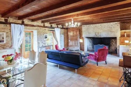 Magnifique maison 17ème siècle, Maison de vacances ancienne avec jardin à Saint-Caprais - Photo 8