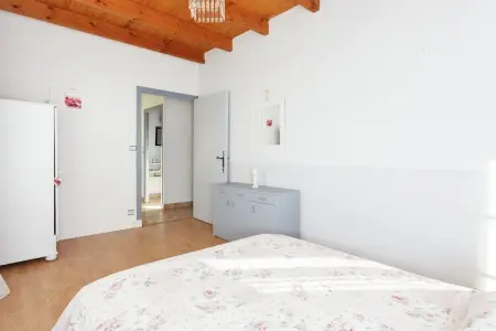 Magnifique maison 17ème siècle, Maison de vacances ancienne avec jardin à Saint-Caprais - Photo 13