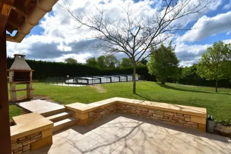 Maison de vacances Uzech, Maison de vacances spacieuse avec piscine privée à Uzech - Photo 28