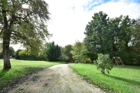 Maison de vacances Uzech, Maison de vacances spacieuse avec piscine privée à Uzech - Photo 34