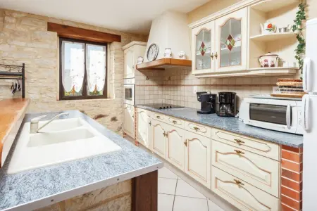 Maison de vacances Lavercantiere, Maison de vacances ancienne avec terrasse à Lavercantière - Photo 4