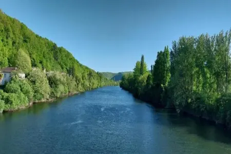 Villages de Cigales 4, Joli bungalow avec terrasse sur une colline en Dordogne. - Photo 24