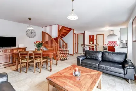 Maison de vacances - BRAINVILLE, Maison de vacances originale avec jardin à Brainville - Photo 1