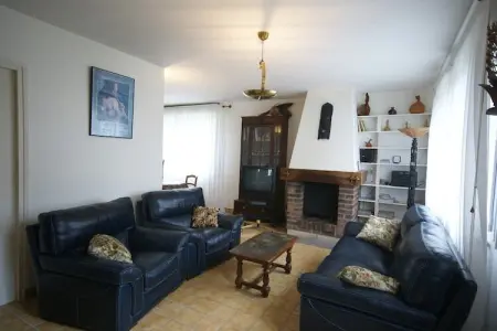 Rayon Vert, Belle maison de vacances à Saint-Germain-sur-Ay avec jardin - Photo 1