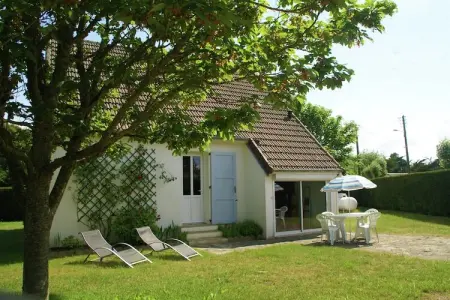 Rayon Vert, Belle maison de vacances à Saint-Germain-sur-Ay avec jardin - Photo 5