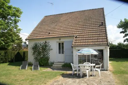 Rayon Vert, Belle maison de vacances à Saint-Germain-sur-Ay avec jardin - Photo 6