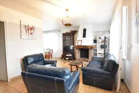 Rayon Vert, Belle maison de vacances à Saint-Germain-sur-Ay avec jardin - Photo 10