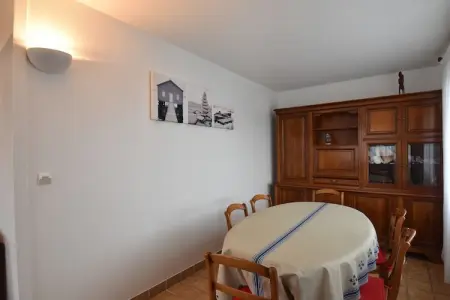 Rayon Vert, Belle maison de vacances à Saint-Germain-sur-Ay avec jardin - Photo 11