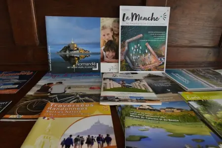 Rayon Vert, Belle maison de vacances à Saint-Germain-sur-Ay avec jardin - Photo 31