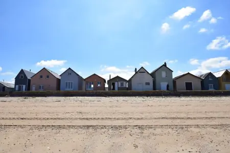 Beach House Pieds dans l eau 4 pers, Belle maison de vacances à Ravenoville avec cour intérieure - Photo 3