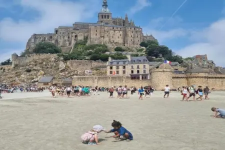 Heslonniere, Agréable maison de vacances au Mesnil-Boeufs avec jardin, calme, sans vis à vis - Photo 27