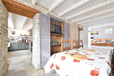 Maison de la Cosnadière, Maison de vacances paisible jardin à Saint-Rémy-des-Landes - Photo 1