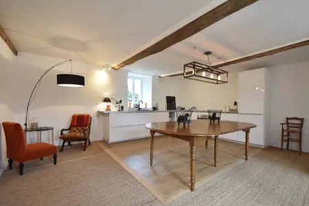 La Juquaise, Maison de vacances à Saint-Laurent-des-Mortiers avec jardin - Photo 2