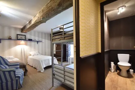 La Juquaise, Maison de vacances à Saint-Laurent-des-Mortiers avec jardin - Photo 13