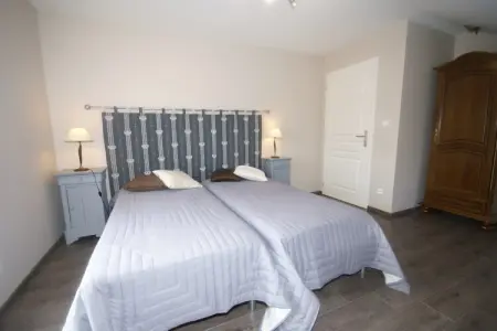 Maison de vacances - HORVILLE-EN-ORNOIS, Maison de caractère, Gondrecourt-le-Château, piscine/jacuzzi - Photo 11