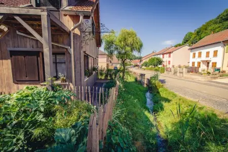 Gîte du Crâ, Chalet confortable avec jardin privé situé à Saint-Quirin - Photo 26