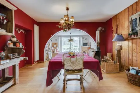 NOISETTE - beneden, Elegant pied à terre en Lorraine, 20min du Parc Naturel des Vosges - Photo 2