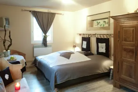 NOISETTE - beneden, Elegant pied à terre en Lorraine, 20min du Parc Naturel des Vosges - Photo 4