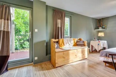 NOISETTE - beneden, Elegant pied à terre en Lorraine, 20min du Parc Naturel des Vosges - Photo 12