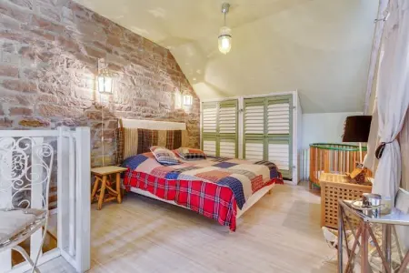 NOISETTE - beneden, Elegant pied à terre en Lorraine, 20min du Parc Naturel des Vosges - Photo 14