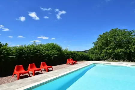 Vue de Pannecière, Ravissante maison de vacances à Chaumard avec piscine privée - Photo 9