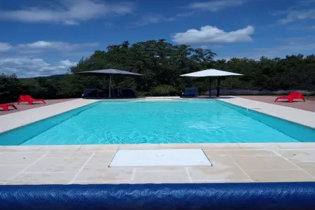 Vue de Pannecière, Ravissante maison de vacances à Chaumard avec piscine privée - Photo 10