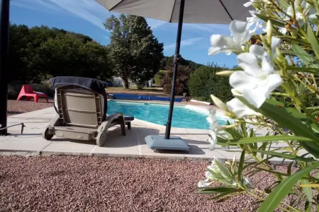 Vue de Pannecière, Ravissante maison de vacances à Chaumard avec piscine privée - Photo 11
