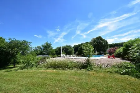Vue de Pannecière, Ravissante maison de vacances à Chaumard avec piscine privée - Photo 16