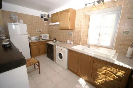 Maison de vacances Vignol, Maison de vacances paisible à Vignol avec piscine chauffée - Photo 2