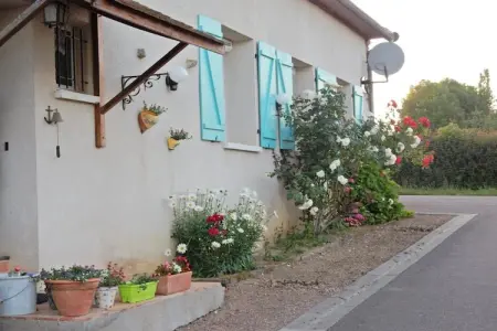 Maison de vacances Vignol, Maison de vacances paisible à Vignol avec piscine chauffée - Photo 18