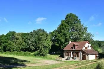 Nièvre, Casa en Isenay, La maison du père Patin FR-58290-02 N°95591