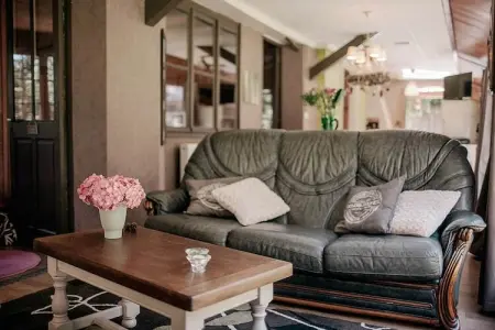 Maison Le Ponchel, Maison ensoleillée sur une île avec jardin privé en Picardie - Photo 1