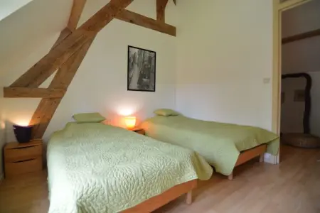 Londefort, Gîte rural entouré d'arbres fruitiers à Wierre-Effroy - Photo 10