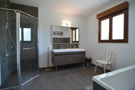 Londefort, Gîte rural entouré d'arbres fruitiers à Wierre-Effroy - Photo 21