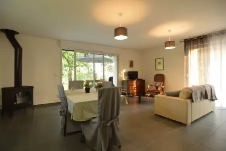 Sainte Godeleine, Maison de vacances avec jardin privé à Wierre-Effroy - Photo 2