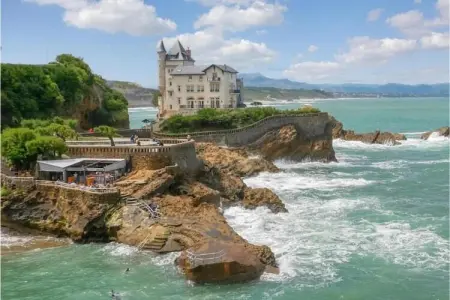 Les Collines Iduki 2, Maison de vacances de style basque dans un cadre verdoyant - Photo 18