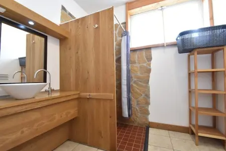 Gite 6 pers Bellevue - Le-Chardonneret, Maison de vacances spacieuse avec piscine à Cuzy - Photo 10