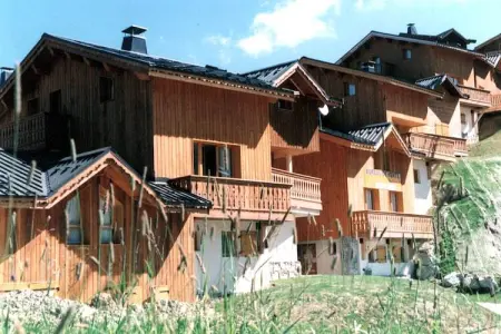 Les Chalets et Lodges des Alpages 4, Chalet serein à Plagne 1800 avec terrasse - Photo 6