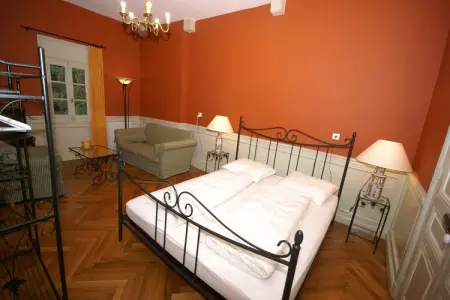 De la Tour, Château confortable avec piscine à Serrières-en-Chautagne - Photo 5