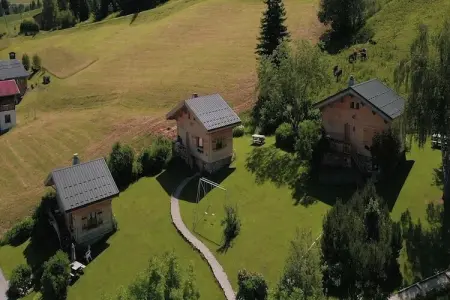 Notre Dame de Bellecombe, Chalet confortable à Notre-Dame-de-Bellecombe avec jardin - Photo 2