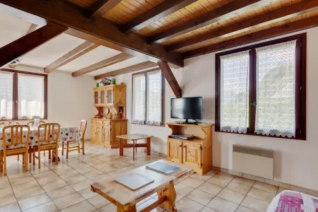 Chez Dominique, Maison de vacances moderne à Montagny avec balcon - Photo 13