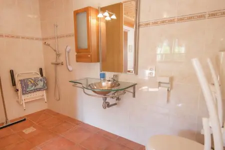 Villa, Villa isolée (Secluded Villa) à Biot avec piscine - Photo 16