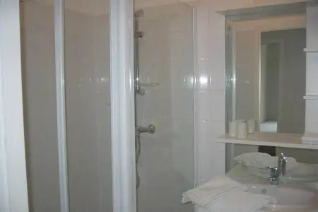 FranceComfort Domaine Les Forges 1, Villa moderne avec cheminée, dans la région de la Loire - Photo 19