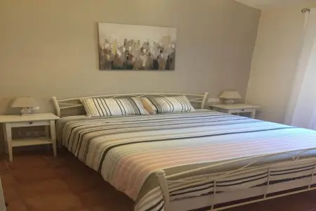 Villa d'Estienne, Belle maison de vacances avec piscine à Montaigu-de-Quercy - Photo 11