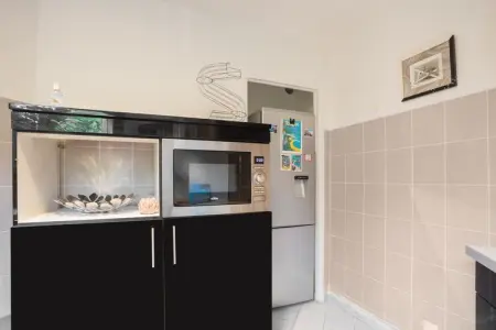 Maison de Vacances Toulon, Maison de vacances élégante avec piscine, jardin, court de tennis - Photo 16