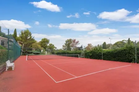 Maison de Vacances Toulon, Maison de vacances élégante avec piscine, jardin, court de tennis - Photo 35