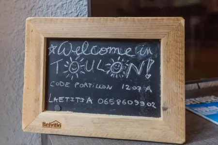 Maison de Vacances Toulon, Maison de vacances élégante avec piscine, jardin, court de tennis - Photo 38